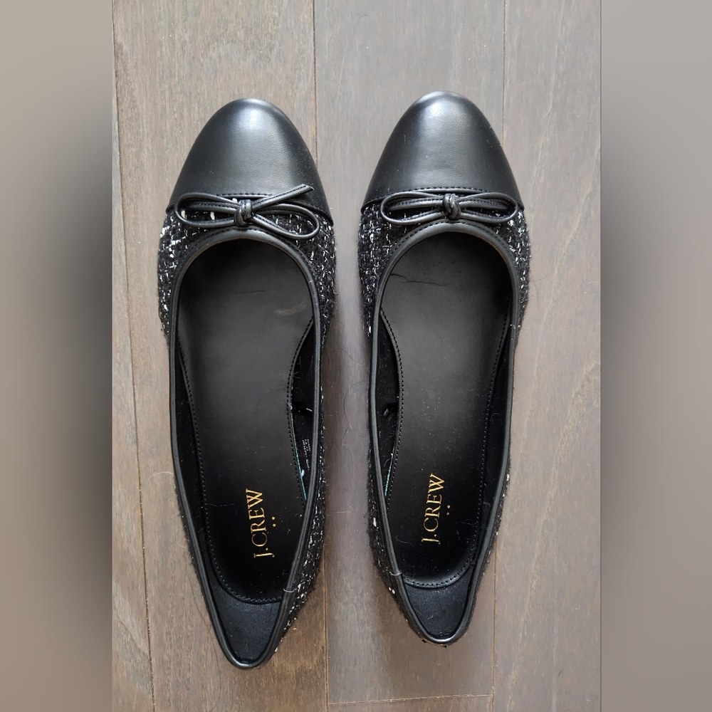 Tweed black and white flats